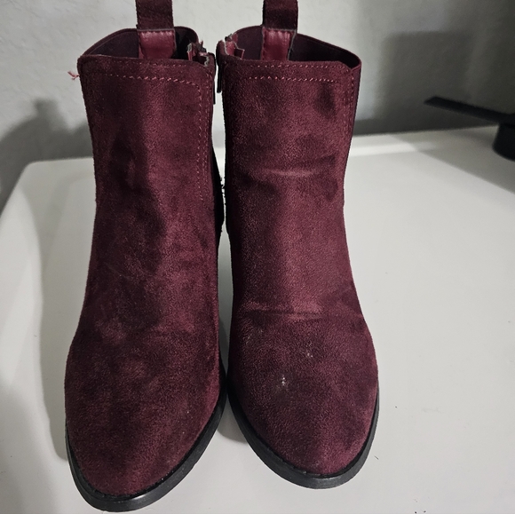 Sociology Deep Burgundy Ankle Booties - Picture 2 of 6